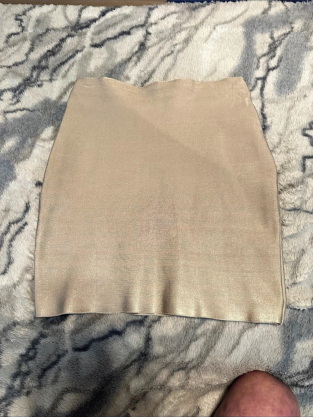 Forever 21 Beige Mini Skirt Size Medium
